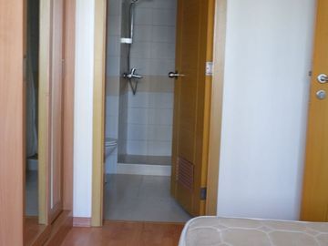 For RENT! Furnished 1BR in The Trion Towers BGC for Php 32,000 per month