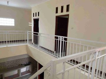 Dijual Cepat Rumah 2 Lantai Siap Huni Bisa KPR