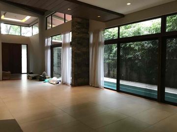 House and Lot for lease in Dasmarinas Village, Makati City