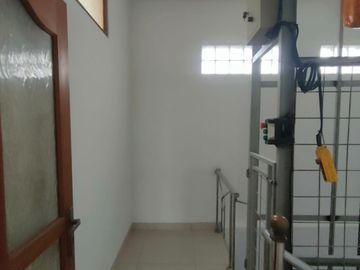 TERMURAH  2 RUKO BARU 2,5 LANTAI 2 BANGUNAN RENDENG JALAN RAYA MOH TOHA BANDUNG