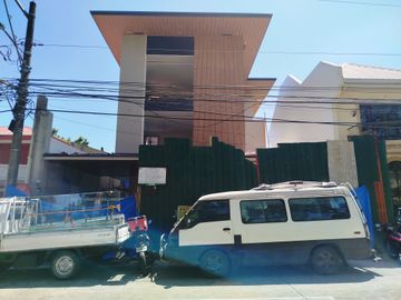 Luxury 3-Storey House Fronting Park with 3-Car Garage in BF Homes-AP