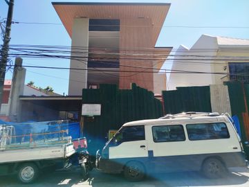 Luxury 3-Storey House Fronting Park with 3-Car Garage in BF Homes-AP