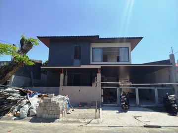 5-Bedroom House with Pool & Elevator for Sale in BF Homes Parañaque | ₱64.8M-AP