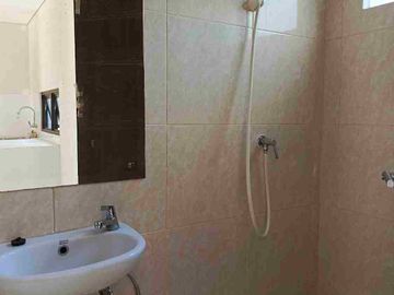 Rumah 2 lantai Banjar Wijaya Tangerang Strategis