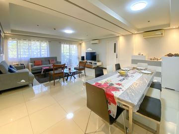 Condo for Rent in McKinley, Taguig City at Tuscany Private Estate, 3 Bedroom 3BR
