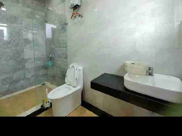 Jual rumah Vila 2 lantai ad kolam renang view gunung gede cipanas