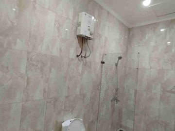 Jual rumah Vila 2 lantai ad kolam renang view gunung gede cipanas