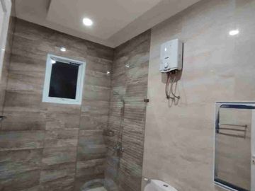 Jual rumah Vila 2 lantai ad kolam renang view gunung gede cipanas