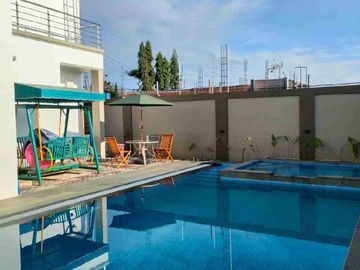 Jual rumah Vila 2 lantai ad kolam renang view gunung gede cipanas