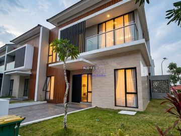 Rumah Hook 2 LT di Luxe Hills Citraland Megah