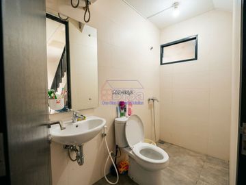 Rumah Hook 2 LT di Luxe Hills Citraland Megah