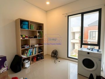 Rumah Hook 2 LT di Luxe Hills Citraland Megah