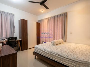 Rumah Hook 2 LT di Luxe Hills Citraland Megah