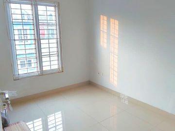 Disewakan Cepat Rumah di Cluster Omaha Gading Serpong