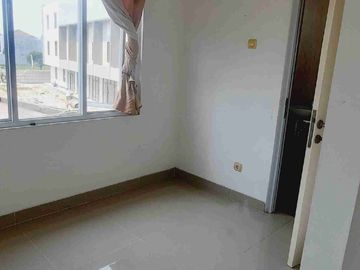 Dijual Rumah Siap huni belum pernah di tempati sejak awal beli Promo Free BPHTB & Biaya Surat2 sebelah Mall Summarecon Bekasi