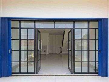 Ruko 2 Lantai Gandeng 2 Unit Di Limo Depok