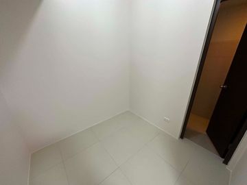 2 Bedroom Condo For Sale in Uptown Ritz, BGC, Taguig City | 80 sqm | RFO | Rent-to-Own Available