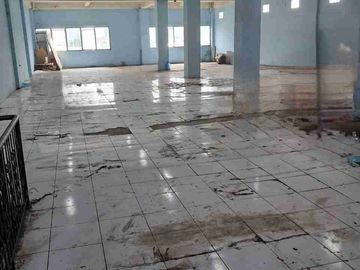 DIJUAL RUKO GANDENG 5 LANTAI – PADEMANGAN 4, JAKARTA UTARA.

Ruko Luas dengan Lift Barang
Sangat Cocok untuk Gudang • Kantor • Showroom • Distribusi • Investasi