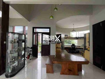 Dijual Rumah Mewah Semi Furnish Di Perumahan Ijen Nirwana Klojen Kota Malang