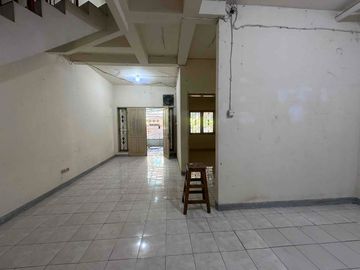 Disewakan Rumah 2 Lantai Hadap Selatan di Sunter Garden - Jakarta Utara