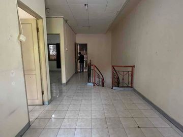 Disewakan Rumah 2 Lantai Hadap Selatan di Sunter Garden - Jakarta Utara