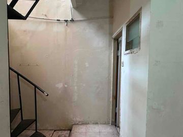 Disewakan Rumah 2 Lantai Hadap Selatan di Sunter Garden - Jakarta Utara