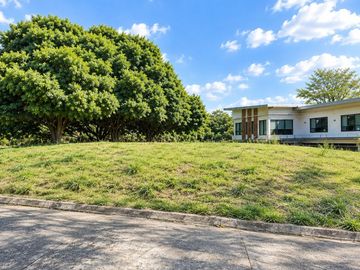 📌Fresh Uphill Lot For Sale In Ayala Westgrove Heights Silang Cavite Near Alabang