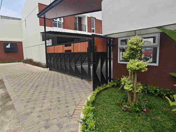 Rumah baru dekat tol limo depok