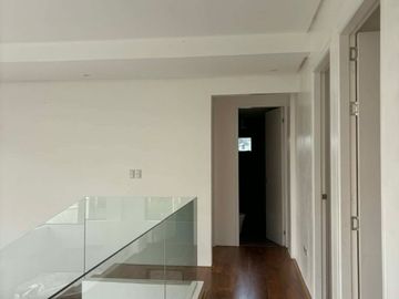 FOR SALE / LEASE – BRAND NEW HOUSE & LOT