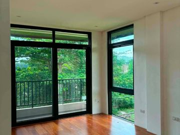 FOR SALE / LEASE – BRAND NEW HOUSE & LOT
