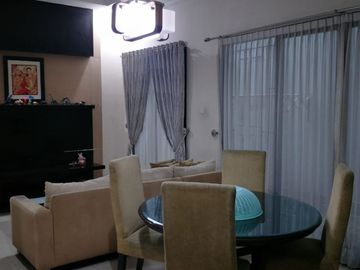 Rumah Pulomas Residence 2 Lantai Siap Huni Akses 2 Mobil