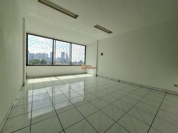 Strategis Sewa Ruko 4,5Lt. Unfurnished di Roxy Cideng Jakarta Pusat Akses ke Pintu Tol, Rumah Sakit, Transjakarta, Tanah Abang, Gambir