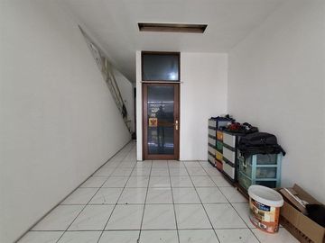 Strategis Sewa Ruko 4,5Lt. Unfurnished di Roxy Cideng Jakarta Pusat Akses ke Pintu Tol, Rumah Sakit, Transjakarta, Tanah Abang, Gambir
