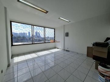 Strategis Sewa Ruko 4,5Lt. Unfurnished di Roxy Cideng Jakarta Pusat Akses ke Pintu Tol, Rumah Sakit, Transjakarta, Tanah Abang, Gambir