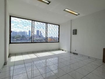 Strategis Sewa Ruko 4,5Lt. Unfurnished di Roxy Cideng Jakarta Pusat Akses ke Pintu Tol, Rumah Sakit, Transjakarta, Tanah Abang, Gambir