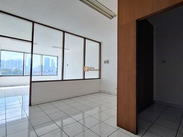 Strategis Sewa Ruko 4,5Lt. Unfurnished di Roxy Cideng Jakarta Pusat Akses ke Pintu Tol, Rumah Sakit, Transjakarta, Tanah Abang, Gambir