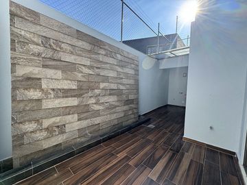 Espectacular casa en Venta, Los Almendros Residencia