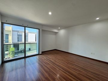 Espectacular casa en Venta, Los Almendros Residencia