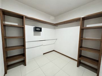 Espectacular casa en Venta, Los Almendros Residencia
