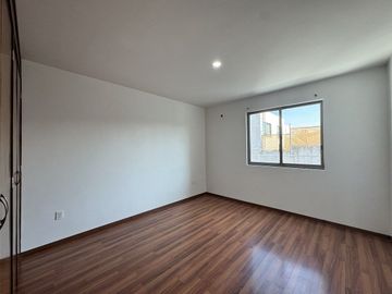 Espectacular casa en Venta, Los Almendros Residencia