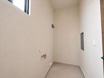 CASA NUEVA EN VENTA EN BIZNAGA RESIDENCIAL, COUNTRY CLUB – SAN CARLOS