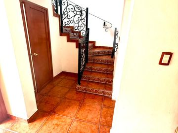 CASA EN RENTA EN QUERETARO / COL. LA ERA