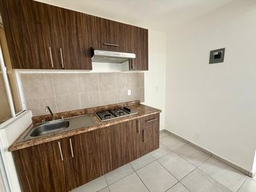 DEPARTAMENTO EN PLANTA BAJA CON TERRAZA Y ACCESO SEGURO, VILLAS DEL REFUGIO, QRO.