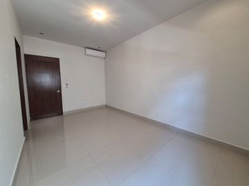 Casa en Renta Colonia los Azulejos (Sierra Alta) Monterrey, Nuevo León