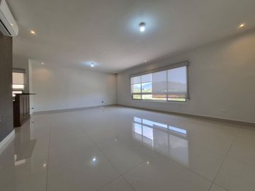 Casa en Renta Colonia los Azulejos (Sierra Alta) Monterrey, Nuevo León