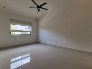 Casa en Renta Colonia los Azulejos (Sierra Alta) Monterrey, Nuevo León