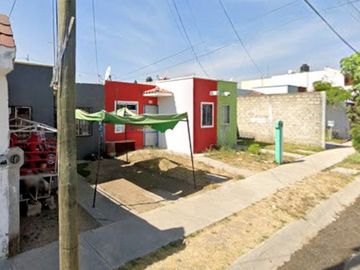 CASA EN VENTA-COL.LA PLATA-JALISCO