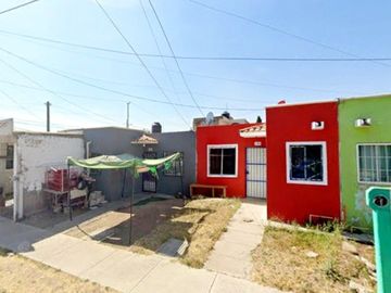 CASA EN VENTA-COL.LA PLATA-JALISCO