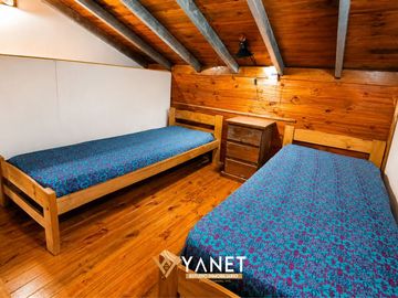 Dúplex · A 1 Cuadra del Mar · Amoblada · Entrepiso + Espacio Adicional