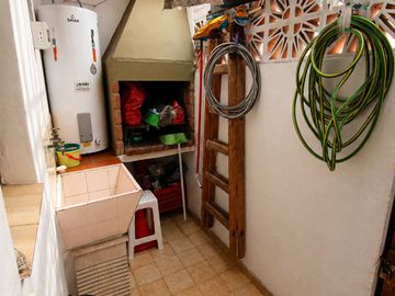 Dúplex · A 1 Cuadra del Mar · Amoblada · Entrepiso + Espacio Adicional